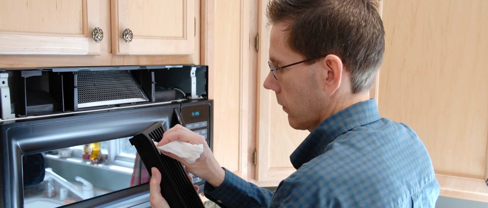 Kitchen fitters SE16